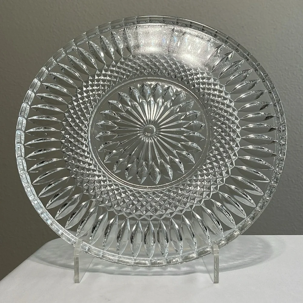 Williams Sonoma Crystal 11” Round Serving Plate – Elegant Entertaining